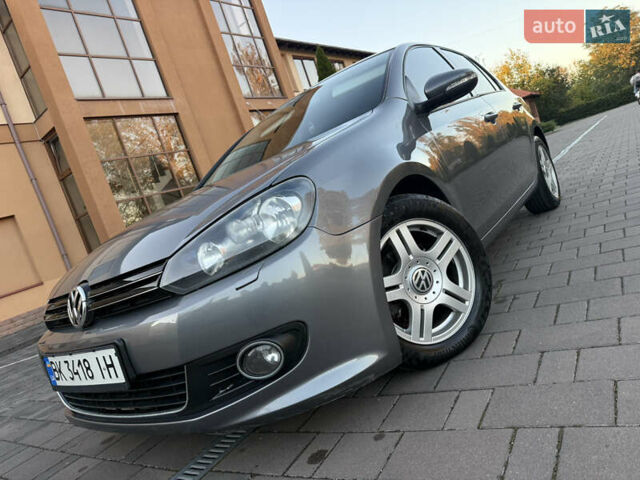 Серый Фольксваген Гольф, объемом двигателя 1.6 л и пробегом 155 тыс. км за 8450 $, фото 28 на Automoto.ua