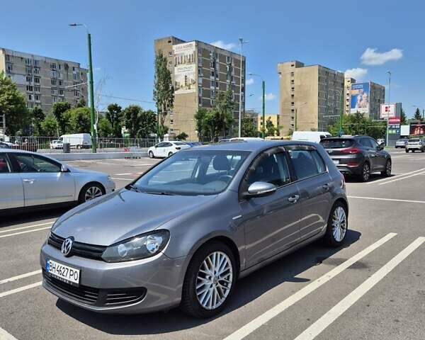 Серый Фольксваген Гольф, объемом двигателя 1.6 л и пробегом 219 тыс. км за 8600 $, фото 1 на Automoto.ua