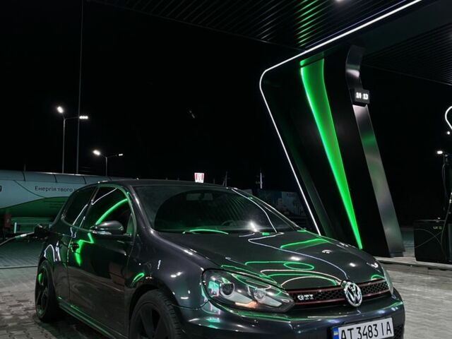 Серый Фольксваген Гольф, объемом двигателя 2 л и пробегом 210 тыс. км за 9900 $, фото 1 на Automoto.ua