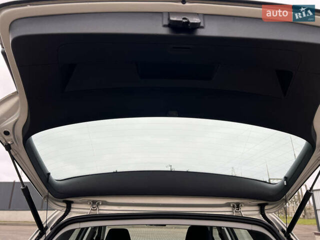 Серый Фольксваген Гольф, объемом двигателя 1.4 л и пробегом 209 тыс. км за 8800 $, фото 21 на Automoto.ua