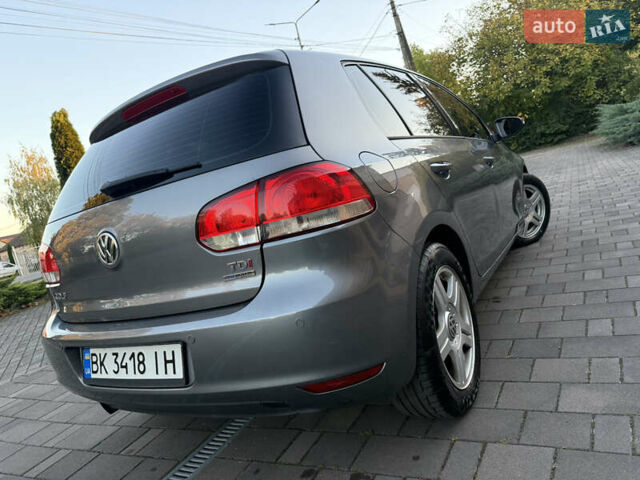 Серый Фольксваген Гольф, объемом двигателя 1.6 л и пробегом 155 тыс. км за 8450 $, фото 31 на Automoto.ua