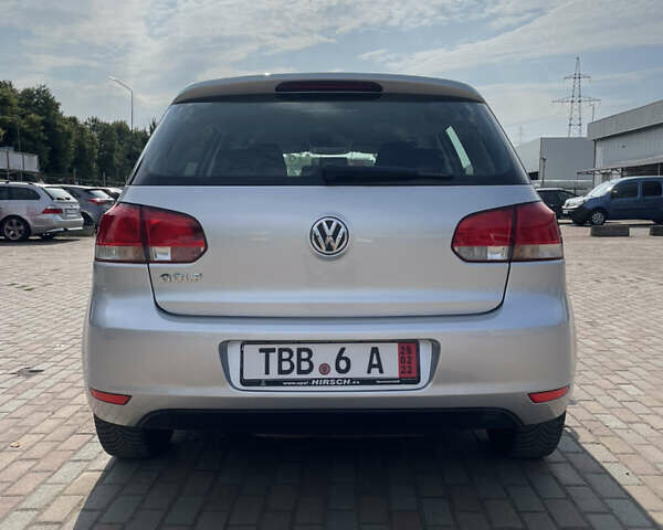 Сірий Фольксваген Гольф, об'ємом двигуна 1.39 л та пробігом 137 тис. км за 7700 $, фото 4 на Automoto.ua