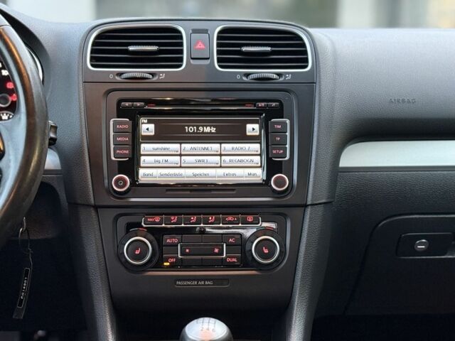 Сірий Фольксваген Гольф, об'ємом двигуна 1.4 л та пробігом 186 тис. км за 7999 $, фото 15 на Automoto.ua