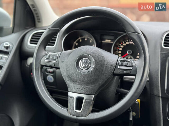 Серый Фольксваген Гольф, объемом двигателя 1.39 л и пробегом 170 тыс. км за 9150 $, фото 43 на Automoto.ua