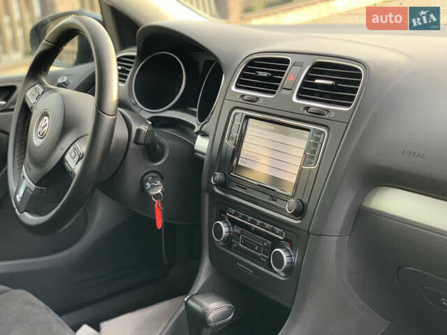 Серый Фольксваген Гольф, объемом двигателя 1.4 л и пробегом 213 тыс. км за 8450 $, фото 22 на Automoto.ua