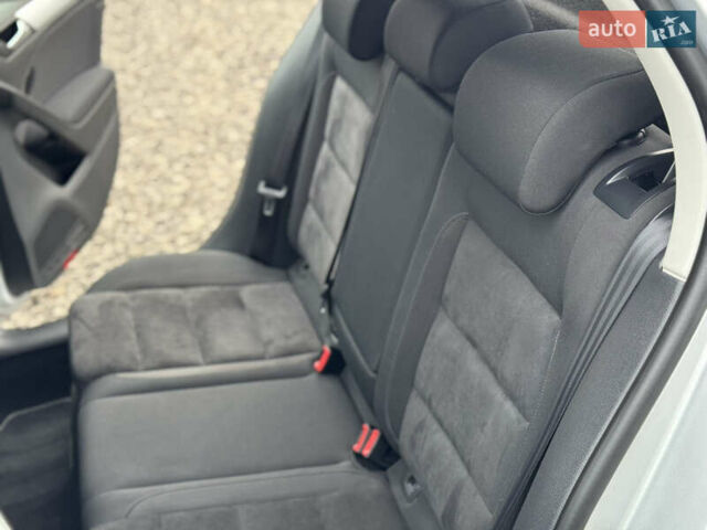 Серый Фольксваген Гольф, объемом двигателя 1.39 л и пробегом 170 тыс. км за 9150 $, фото 33 на Automoto.ua