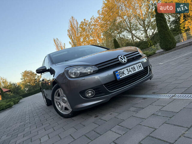 Серый Фольксваген Гольф, объемом двигателя 1.6 л и пробегом 155 тыс. км за 8450 $, фото 26 на Automoto.ua