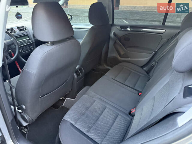 Серый Фольксваген Гольф, объемом двигателя 1.6 л и пробегом 155 тыс. км за 8450 $, фото 35 на Automoto.ua