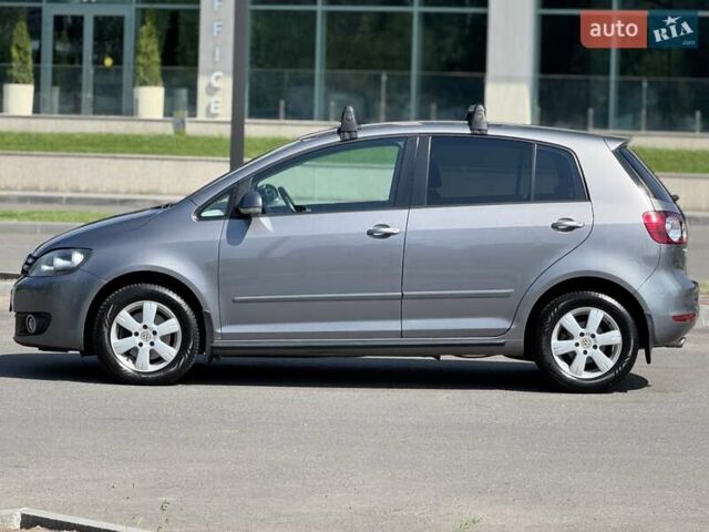 Серый Фольксваген Гольф, объемом двигателя 1.39 л и пробегом 166 тыс. км за 8500 $, фото 6 на Automoto.ua
