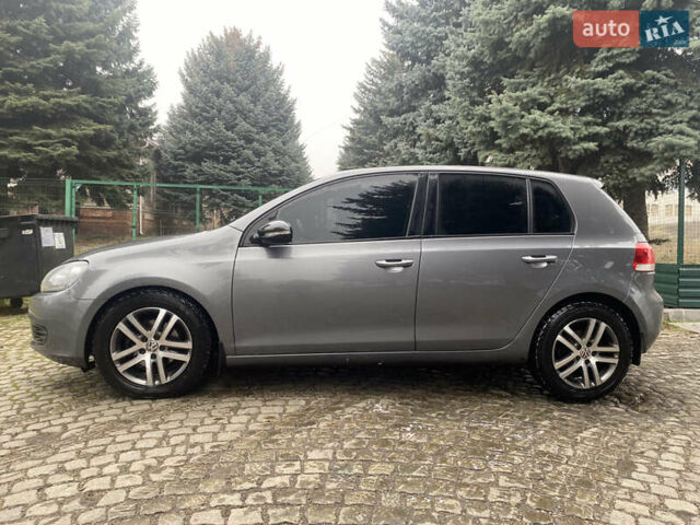 Серый Фольксваген Гольф, объемом двигателя 1.6 л и пробегом 240 тыс. км за 8000 $, фото 9 на Automoto.ua