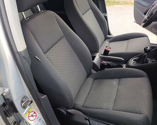 Серый Фольксваген Гольф, объемом двигателя 1.39 л и пробегом 210 тыс. км за 7150 $, фото 27 на Automoto.ua