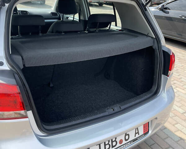 Сірий Фольксваген Гольф, об'ємом двигуна 1.39 л та пробігом 137 тис. км за 7700 $, фото 7 на Automoto.ua