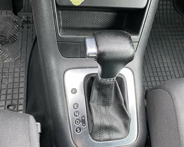 Фольксваген Гольф 2010 в Виннице на Automoto.ua Серый Фольксваген Гольф, объемом двигателя 1.39 л и пробегом 162 тыс. км за 7250 $, фото 8 на Automoto.ua