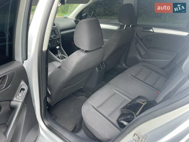 Серый Фольксваген Гольф, объемом двигателя 1.39 л и пробегом 220 тыс. км за 7700 $, фото 10 на Automoto.ua