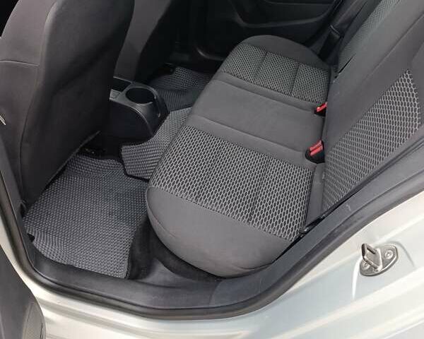 Серый Фольксваген Гольф, объемом двигателя 1.39 л и пробегом 211 тыс. км за 6999 $, фото 22 на Automoto.ua