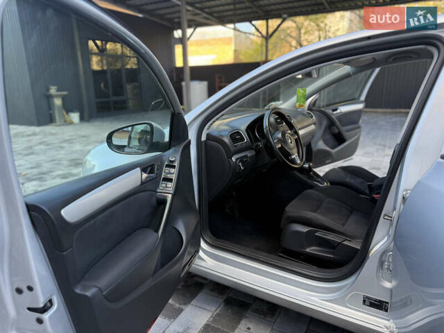 Серый Фольксваген Гольф, объемом двигателя 1.4 л и пробегом 167 тыс. км за 8500 $, фото 64 на Automoto.ua