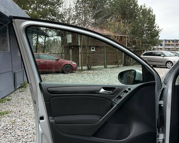 Серый Фольксваген Гольф, объемом двигателя 1.4 л и пробегом 179 тыс. км за 7200 $, фото 13 на Automoto.ua