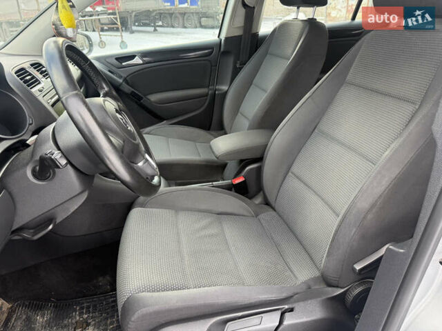 Сірий Фольксваген Гольф, об'ємом двигуна 1.6 л та пробігом 275 тис. км за 6350 $, фото 22 на Automoto.ua