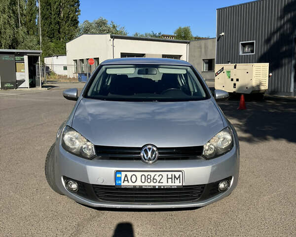 Серый Фольксваген Гольф, объемом двигателя 1.6 л и пробегом 300 тыс. км за 6500 $, фото 7 на Automoto.ua