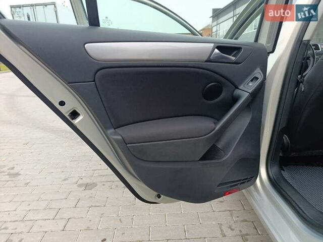 Серый Фольксваген Гольф, объемом двигателя 1.39 л и пробегом 211 тыс. км за 6999 $, фото 28 на Automoto.ua