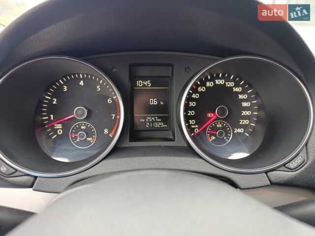 Серый Фольксваген Гольф, объемом двигателя 1.39 л и пробегом 211 тыс. км за 6999 $, фото 33 на Automoto.ua