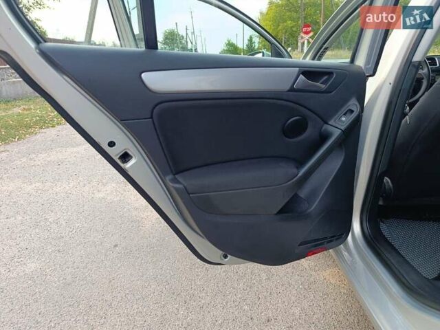 Серый Фольксваген Гольф, объемом двигателя 1.39 л и пробегом 210 тыс. км за 7150 $, фото 29 на Automoto.ua