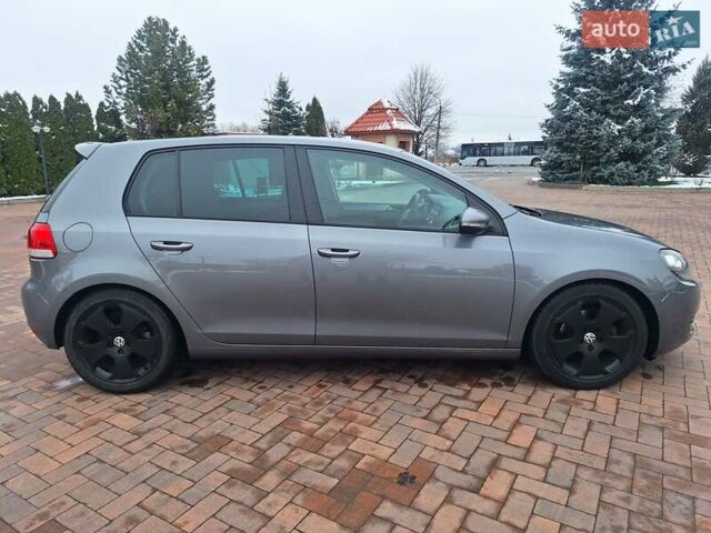 Серый Фольксваген Гольф, объемом двигателя 1.6 л и пробегом 223 тыс. км за 7650 $, фото 26 на Automoto.ua