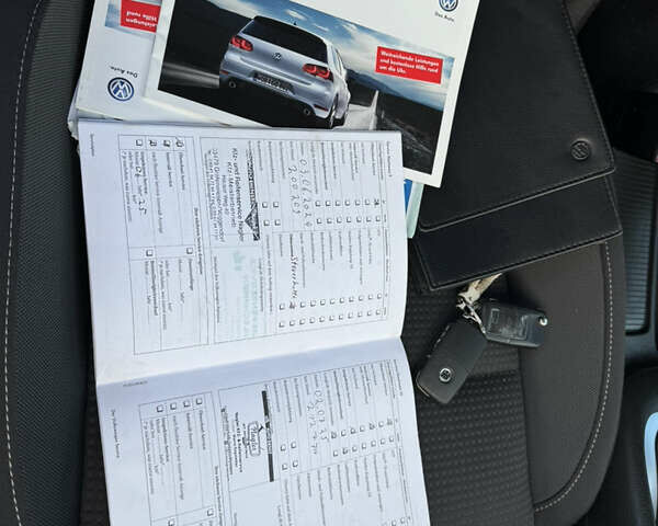 Сірий Фольксваген Гольф, об'ємом двигуна 1.39 л та пробігом 215 тис. км за 8700 $, фото 27 на Automoto.ua