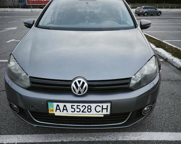 Серый Фольксваген Гольф, объемом двигателя 1.39 л и пробегом 224 тыс. км за 6200 $, фото 1 на Automoto.ua