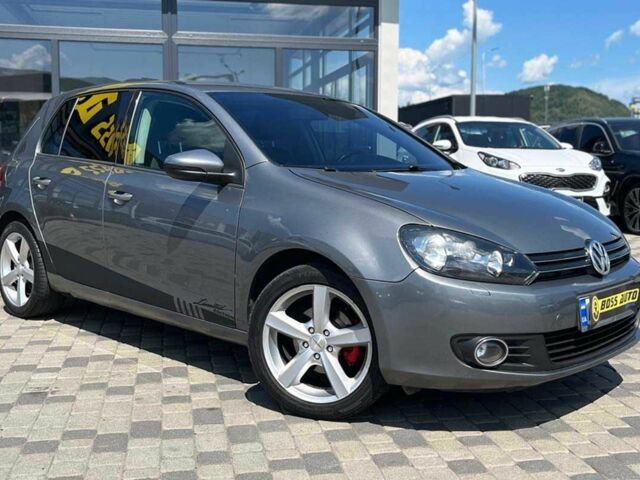 Серый Фольксваген Гольф, объемом двигателя 1.6 л и пробегом 240 тыс. км за 8600 $, фото 1 на Automoto.ua