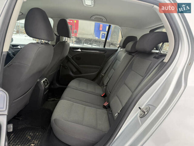 Сірий Фольксваген Гольф, об'ємом двигуна 1.6 л та пробігом 275 тис. км за 6350 $, фото 30 на Automoto.ua