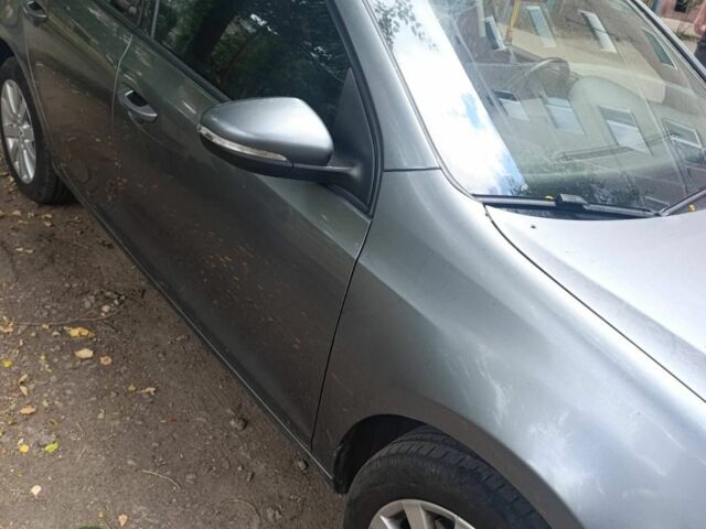 Серый Фольксваген Гольф, объемом двигателя 1.4 л и пробегом 305 тыс. км за 8300 $, фото 3 на Automoto.ua