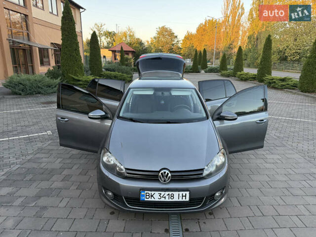Серый Фольксваген Гольф, объемом двигателя 1.6 л и пробегом 155 тыс. км за 8450 $, фото 12 на Automoto.ua