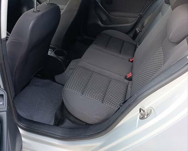 Серый Фольксваген Гольф, объемом двигателя 1.39 л и пробегом 210 тыс. км за 7150 $, фото 24 на Automoto.ua