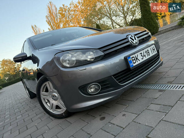 Серый Фольксваген Гольф, объемом двигателя 1.6 л и пробегом 155 тыс. км за 8450 $, фото 24 на Automoto.ua