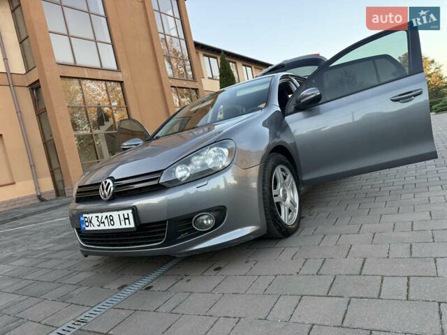 Серый Фольксваген Гольф, объемом двигателя 1.6 л и пробегом 155 тыс. км за 8450 $, фото 19 на Automoto.ua