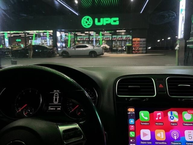 Серый Фольксваген Гольф, объемом двигателя 2 л и пробегом 210 тыс. км за 9900 $, фото 9 на Automoto.ua