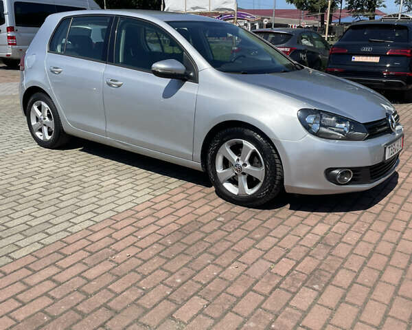 Сірий Фольксваген Гольф, об'ємом двигуна 1.39 л та пробігом 137 тис. км за 7700 $, фото 44 на Automoto.ua