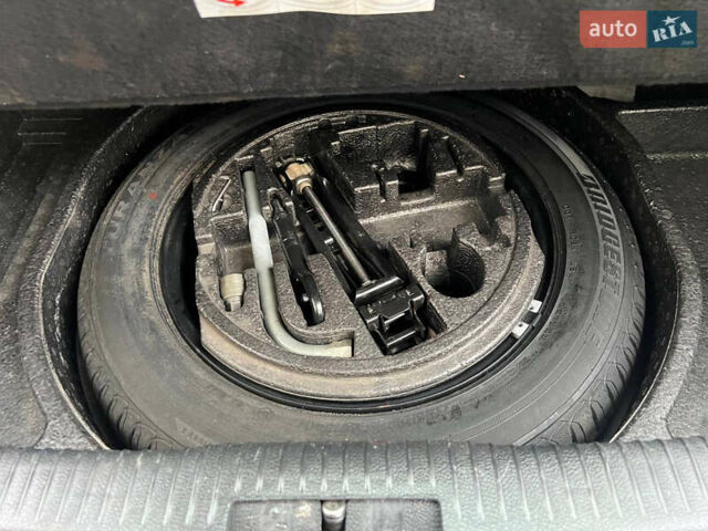 Серый Фольксваген Гольф, объемом двигателя 1.6 л и пробегом 267 тыс. км за 6650 $, фото 47 на Automoto.ua