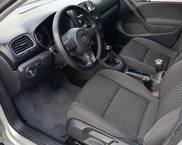 Серый Фольксваген Гольф, объемом двигателя 1.39 л и пробегом 210 тыс. км за 7150 $, фото 19 на Automoto.ua