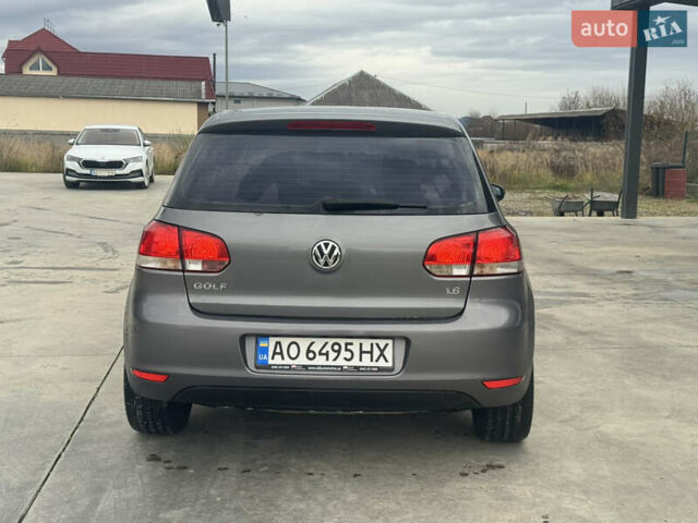 Сірий Фольксваген Гольф, об'ємом двигуна 1.6 л та пробігом 245 тис. км за 7300 $, фото 4 на Automoto.ua
