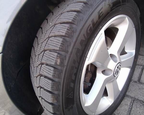 Сірий Фольксваген Гольф, об'ємом двигуна 1.6 л та пробігом 297 тис. км за 7700 $, фото 9 на Automoto.ua