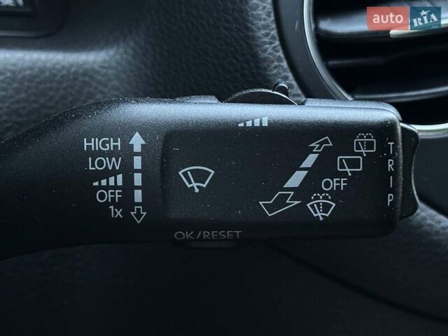 Серый Фольксваген Гольф, объемом двигателя 1.39 л и пробегом 166 тыс. км за 8500 $, фото 22 на Automoto.ua