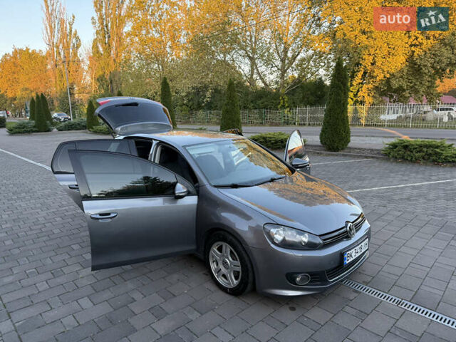Серый Фольксваген Гольф, объемом двигателя 1.6 л и пробегом 155 тыс. км за 8450 $, фото 18 на Automoto.ua
