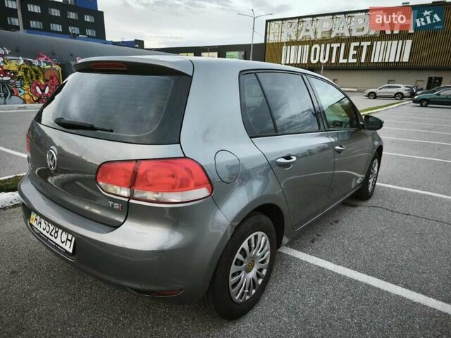 Серый Фольксваген Гольф, объемом двигателя 1.39 л и пробегом 224 тыс. км за 6200 $, фото 4 на Automoto.ua