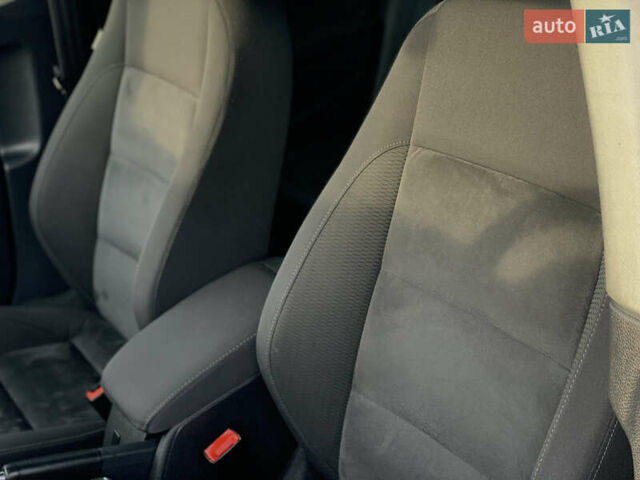 Серый Фольксваген Гольф, объемом двигателя 1.4 л и пробегом 213 тыс. км за 8450 $, фото 15 на Automoto.ua