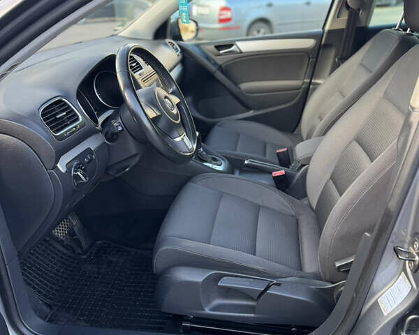 Сірий Фольксваген Гольф, об'ємом двигуна 1.39 л та пробігом 215 тис. км за 8700 $, фото 12 на Automoto.ua