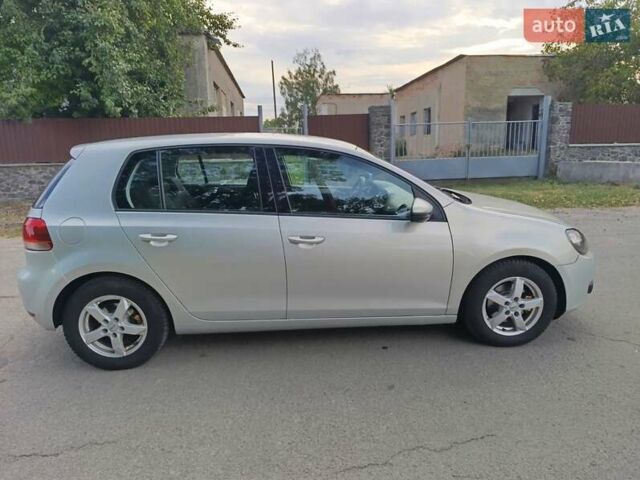 Серый Фольксваген Гольф, объемом двигателя 1.39 л и пробегом 210 тыс. км за 7150 $, фото 2 на Automoto.ua