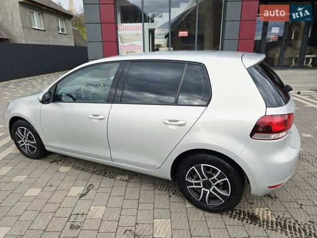 Серый Фольксваген Гольф, объемом двигателя 1.6 л и пробегом 299 тыс. км за 6500 $, фото 4 на Automoto.ua