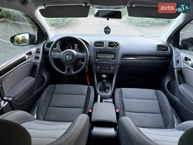 Серый Фольксваген Гольф, объемом двигателя 1.6 л и пробегом 155 тыс. км за 8450 $, фото 50 на Automoto.ua